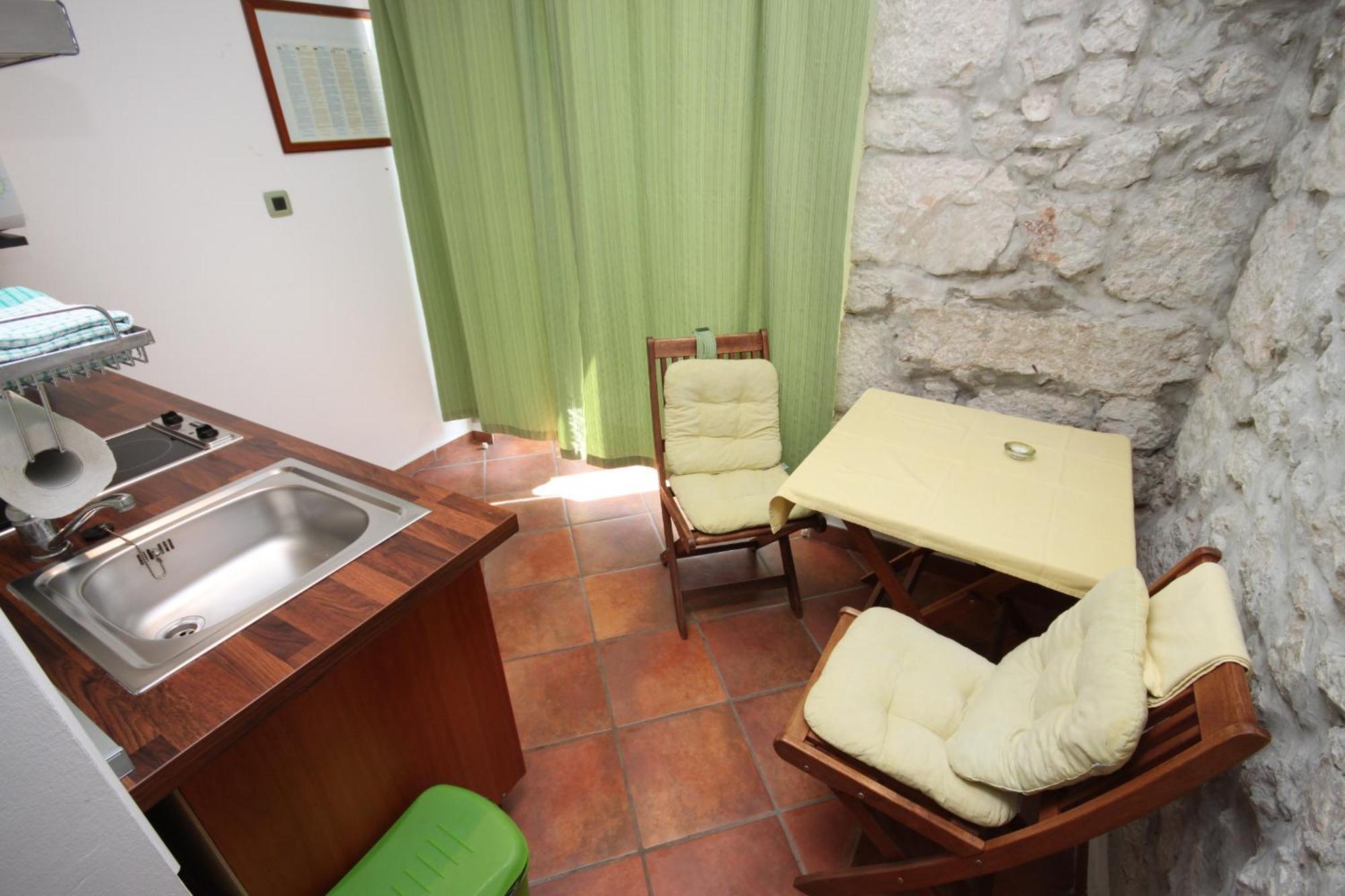Apartments By The Sea Gradac, Makarska - 6661 Gradac  Room photo