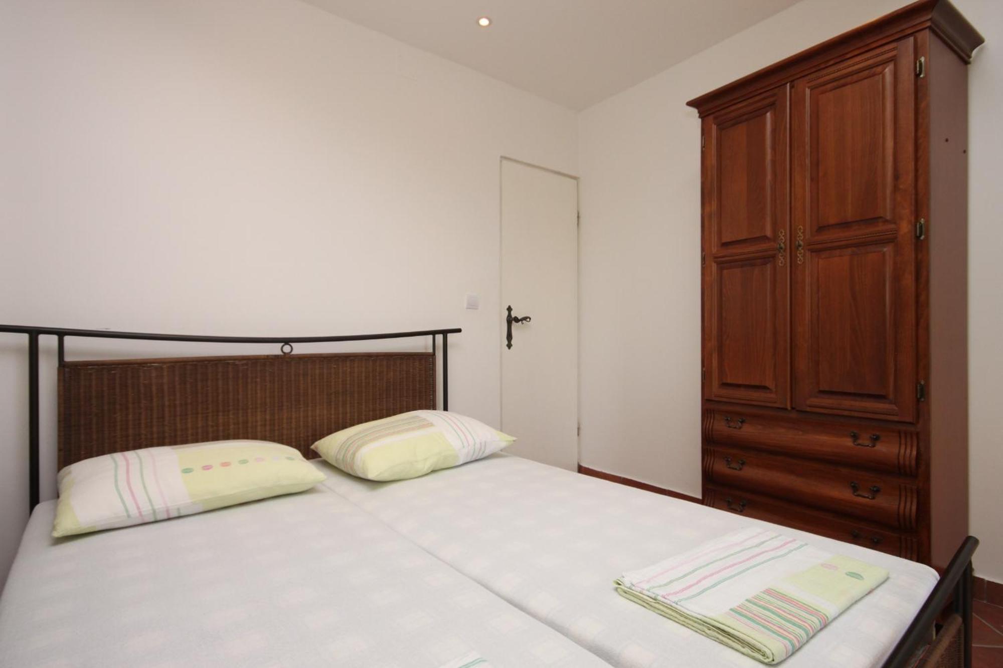 Apartments By The Sea Gradac, Makarska - 6661 Gradac  Room photo